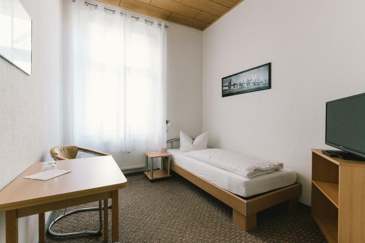 Menzels Pension Drehscheibe Görlitz Екстериор снимка